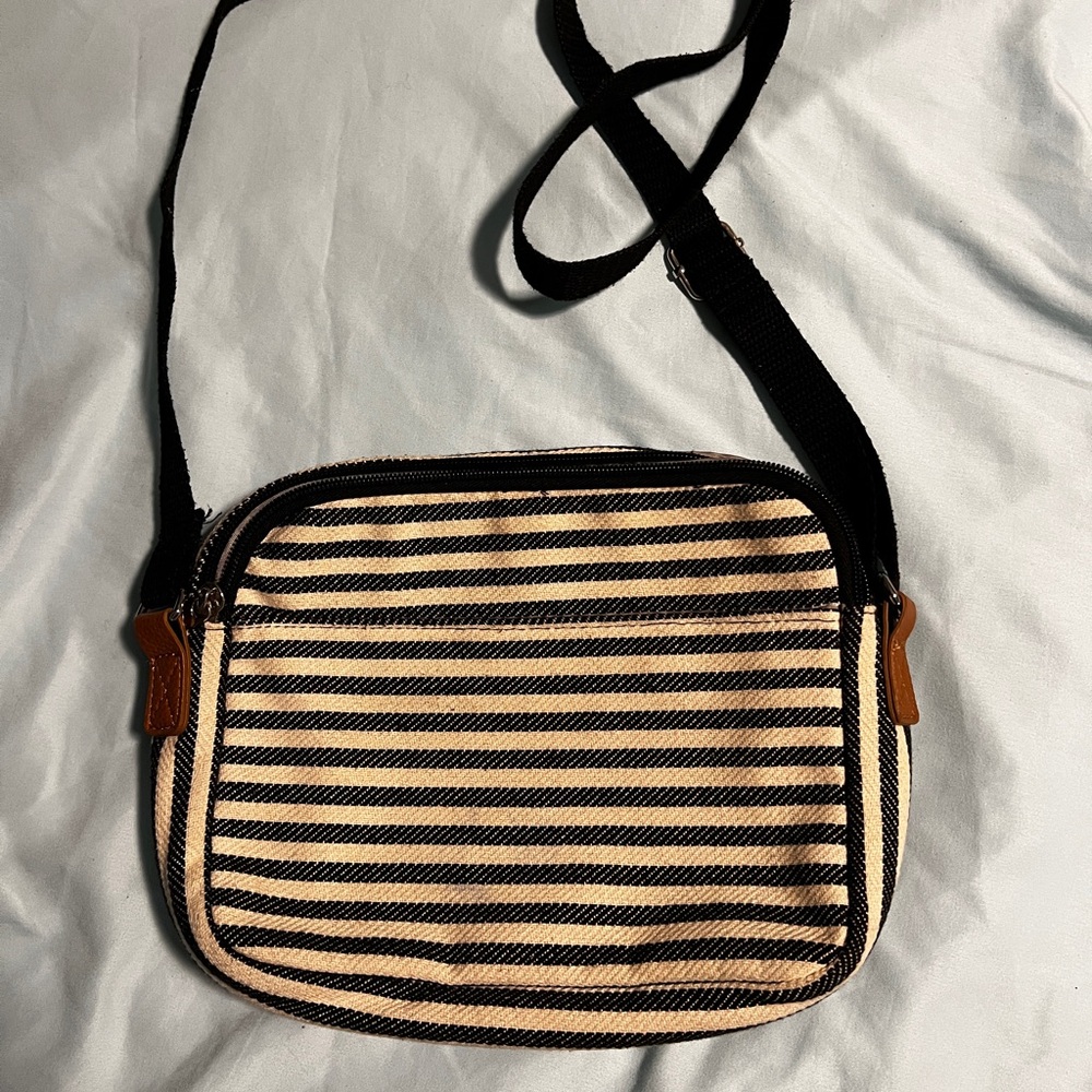 Thirty one crossbody